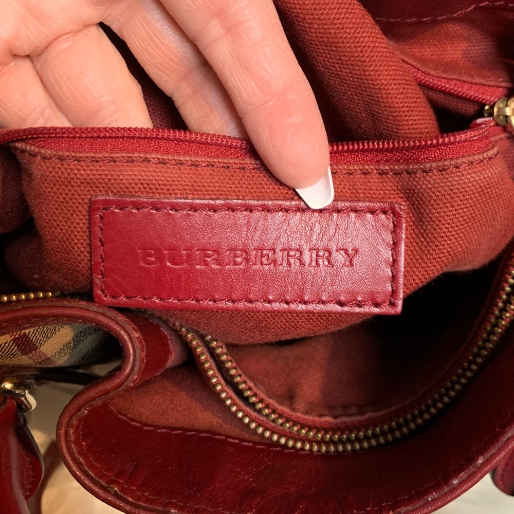 Authentic Burberry slouch 3 way bag - Picture 15 of 17